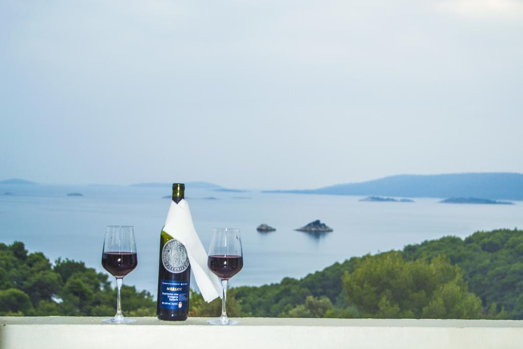 Apartments Barisic Hrvatskih Zrtava 404 Seget Vranjica Trogir Buitenkant foto