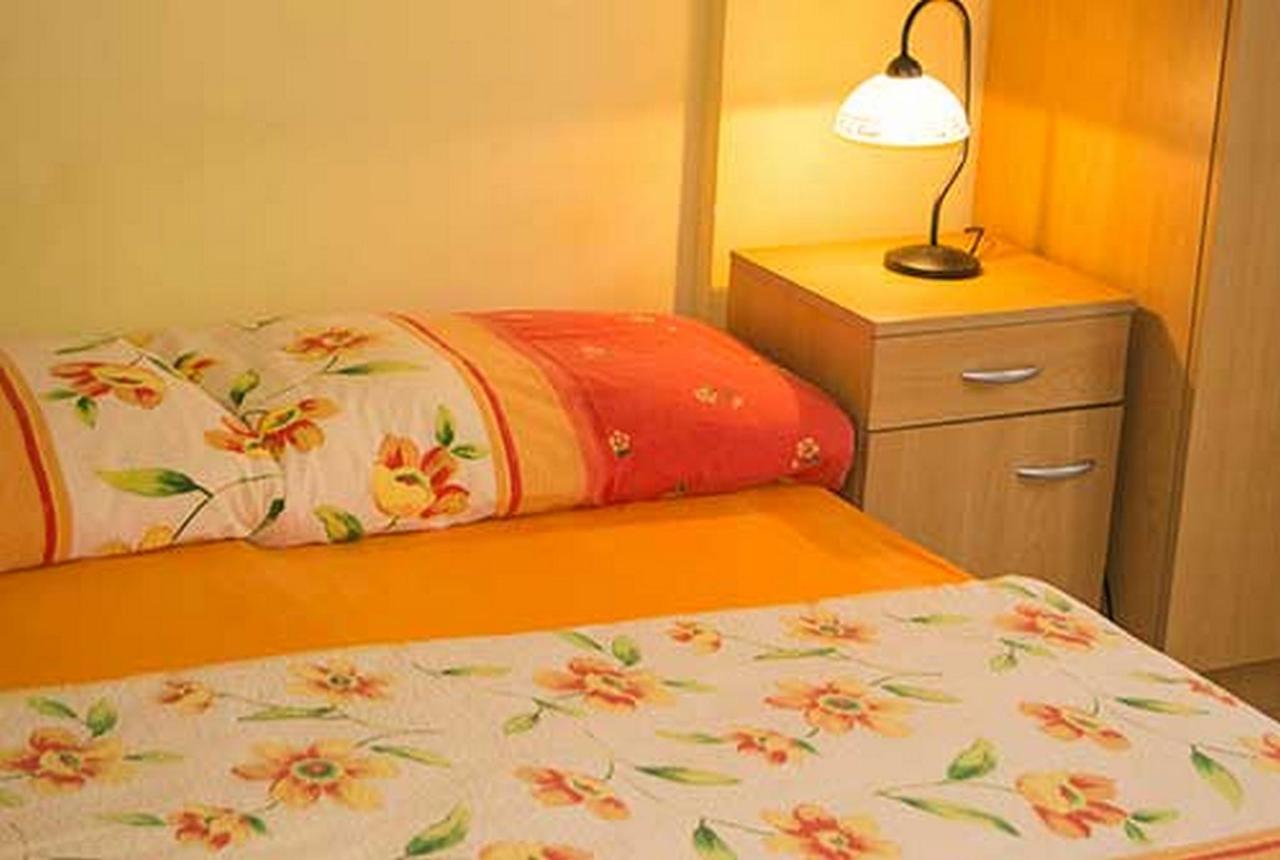 Apartments Barisic Hrvatskih Zrtava 404 Seget Vranjica Trogir Buitenkant foto