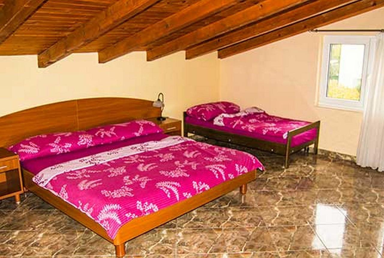 Apartments Barisic Hrvatskih Zrtava 404 Seget Vranjica Trogir Buitenkant foto