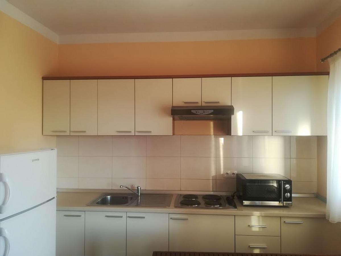 Apartments Barisic Hrvatskih Zrtava 404 Seget Vranjica Trogir Buitenkant foto