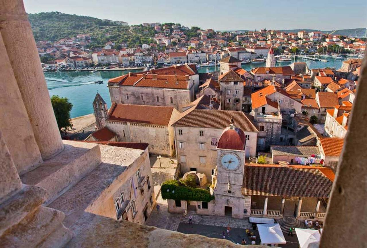 Apartments Barisic Hrvatskih Zrtava 404 Seget Vranjica Trogir Buitenkant foto
