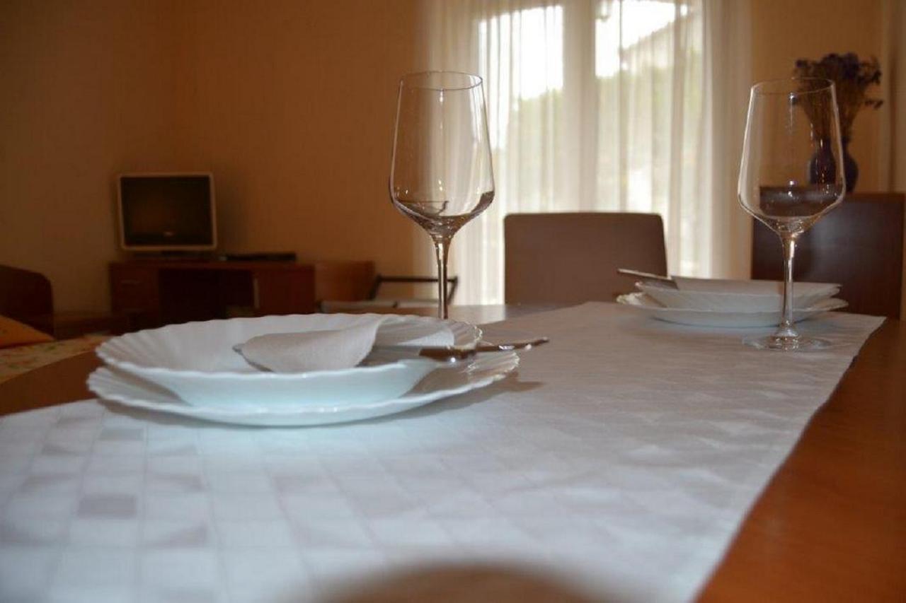 Apartments Barisic Hrvatskih Zrtava 404 Seget Vranjica Trogir Buitenkant foto