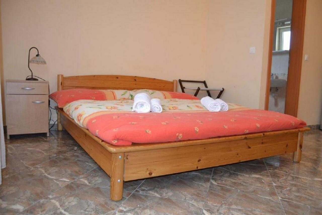 Apartments Barisic Hrvatskih Zrtava 404 Seget Vranjica Trogir Buitenkant foto