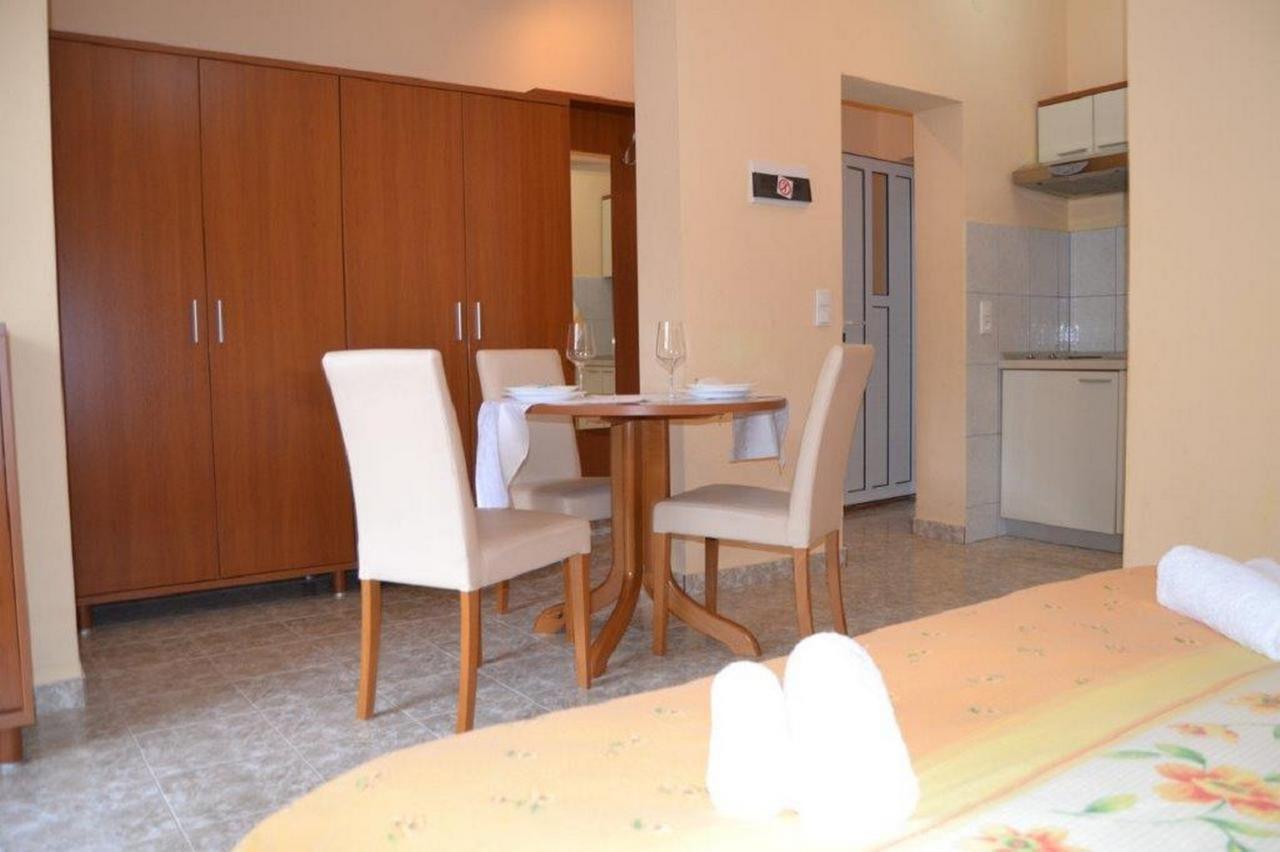 Apartments Barisic Hrvatskih Zrtava 404 Seget Vranjica Trogir Buitenkant foto